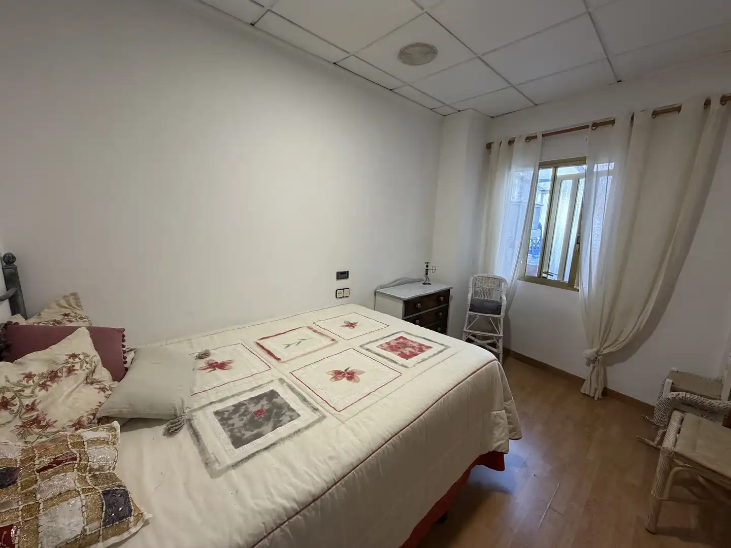 Casa adosada en venta en Carrer Sant Francesc, 30, Bellreguard Habitación de Casa adosada en venta en Bellreguard con Aire acondicionado y Terraza