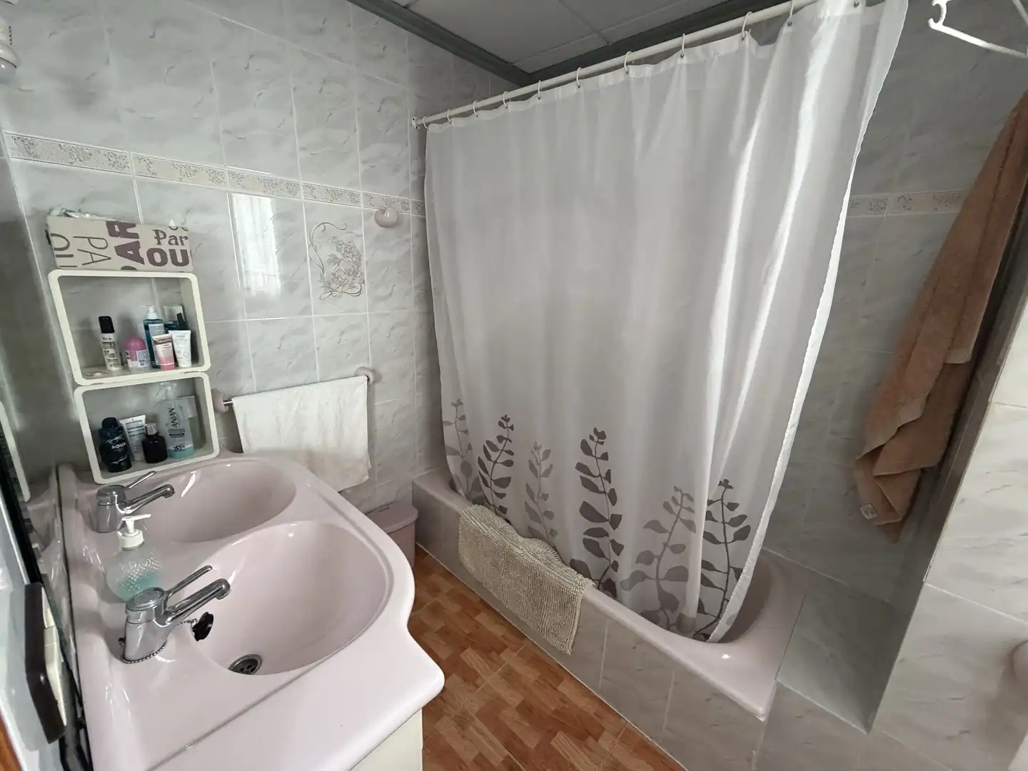 Casa adosada en venta en Carrer Sant Francesc, 30, Bellreguard Baño de Casa adosada en venta en Bellreguard con Aire acondicionado y Terraza