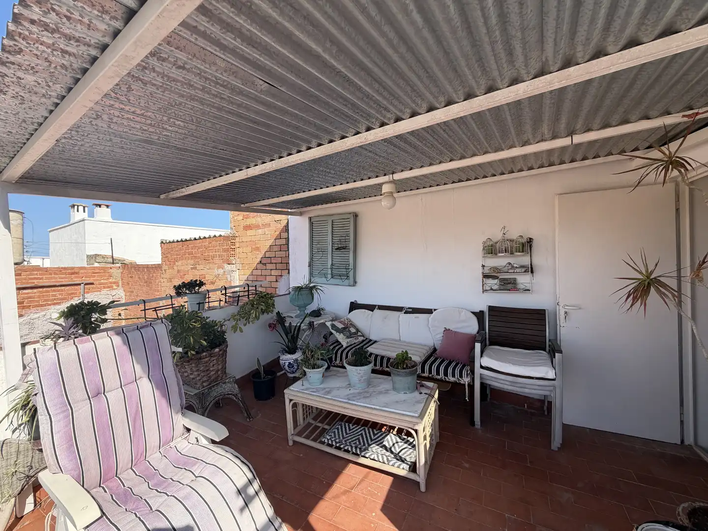 Casa adosada en venta en Carrer Sant Francesc, 30, Bellreguard Terraza de Casa adosada en venta en Bellreguard con Aire acondicionado y Terraza