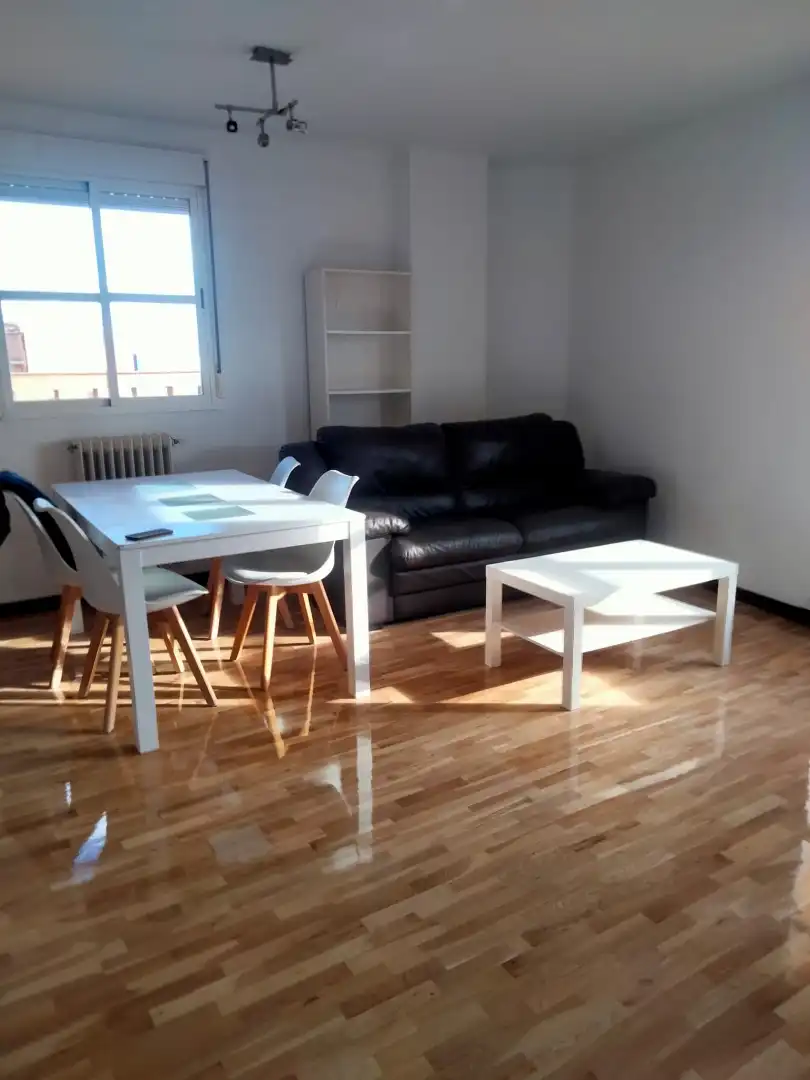 Wohnung zur Miete in Calle Colón, 29, Los Bloques Wohnung zur Miete in Calle Colón, 29, Los Bloques