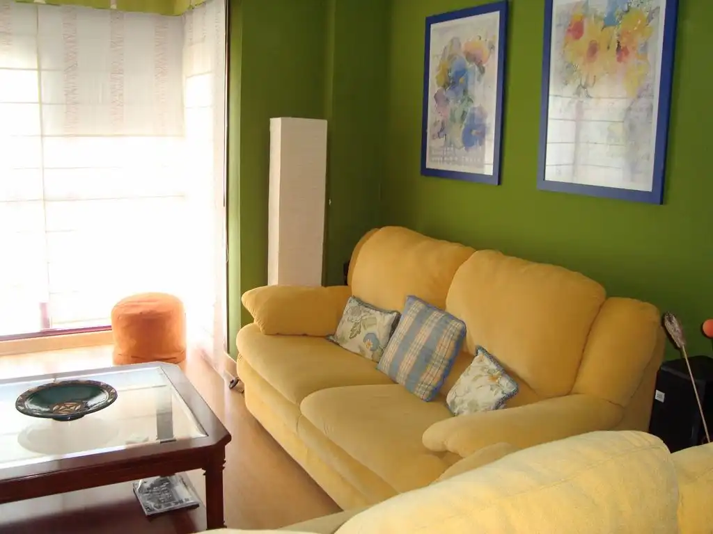 Flat for sale in Calle Moreiba, 26, Acorán Living room of Flat for sale in Santa Cruz de Tenerife with Parquet flooring and Community parking