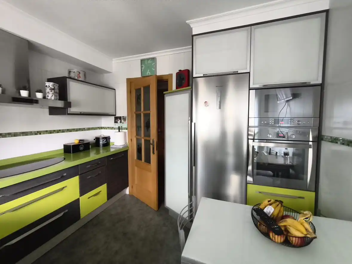 Flat for sale in Plaza Pablo Iglesias, 1, Covadonga - Campuzano - Ciudad Vergel Kitchen of Flat for sale in Torrelavega with Heating, Storage room and Balcony