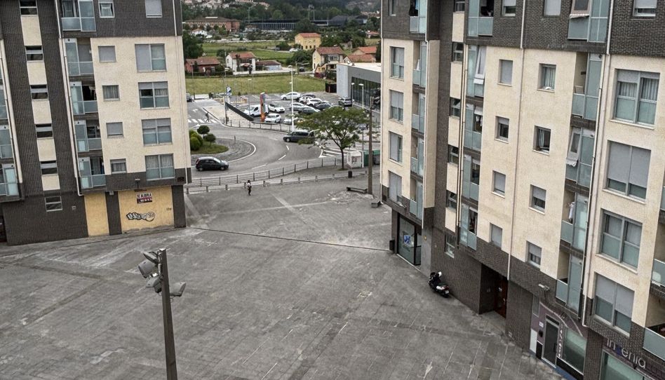 Flat for sale in Plaza Pablo Iglesias, 1, Covadonga - Campuzano - Ciudad Vergel, Torrelavega - image 1 Photo 1 of Flat for sale in Plaza Pablo Iglesias, 1, Covadonga - Campuzano - Ciudad Vergel, Torrelavega