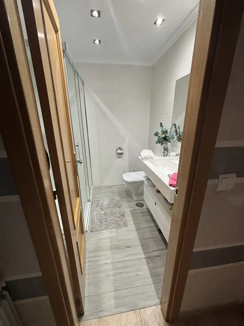 Flat for sale in Plaza Pablo Iglesias, 1, Covadonga - Campuzano - Ciudad Vergel Bathroom of Flat for sale in Torrelavega with Heating, Storage room and Balcony