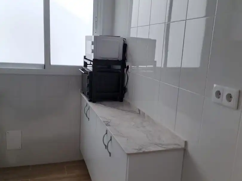 Pis de lloguer a Calle Zurbarán, 3, Paseo Marítimo - San José - La Laguna Cuina de Pis de lloguer en Cádiz amb Moblat i Balcó