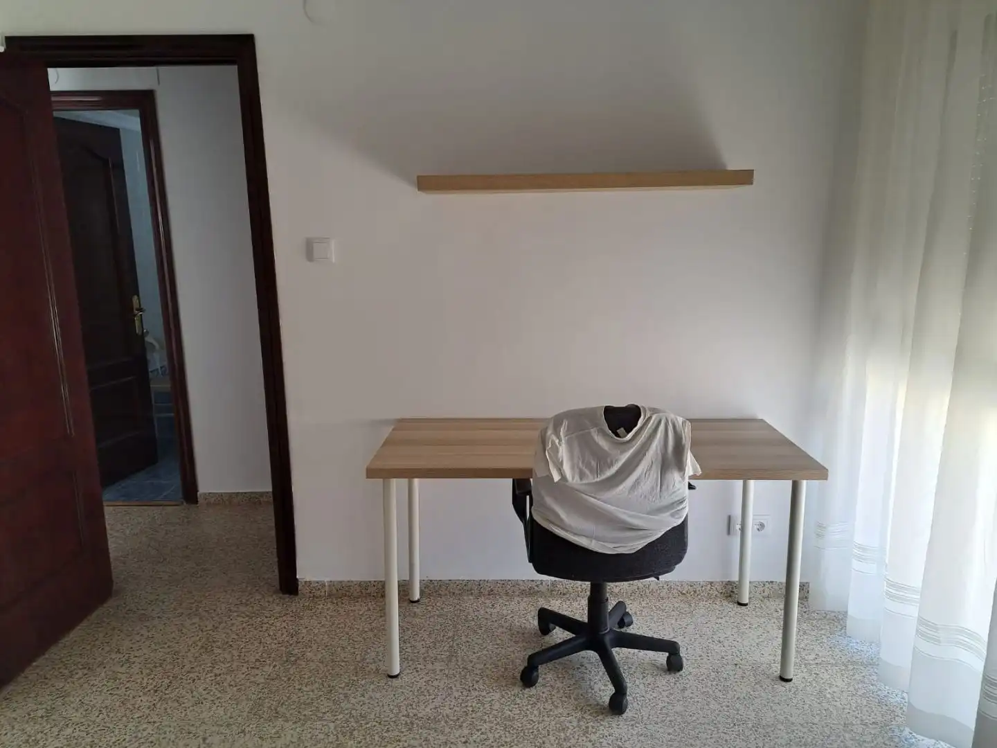 Pis de lloguer a Calle Zurbarán, 3, Paseo Marítimo - San José - La Laguna Dormitori de Pis de lloguer en Cádiz amb Moblat i Balcó