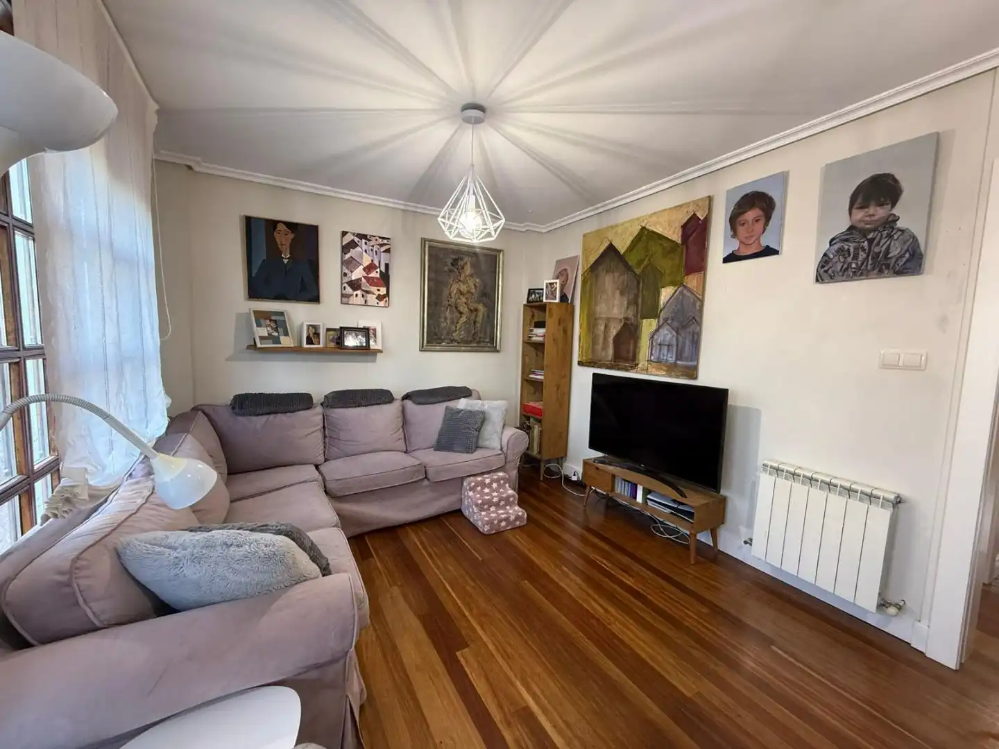 Wohnzimmer von Einfamilien-Reihenhaus zum Verkauf in Abanto y Ciérvana-Abanto Zierbena mit Terrasse und Balkon