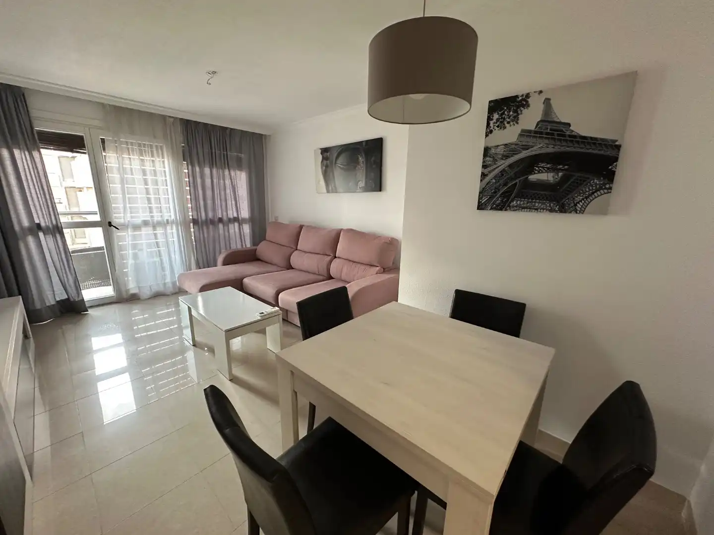 Living room of Flat for rent in  Santa Cruz de Tenerife Capital  with Air Conditioner and Balcony