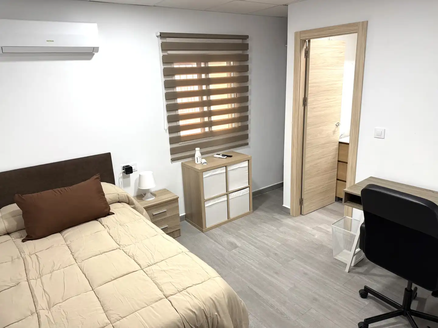 Habitació a Calle Sierra de Carrascoy, 20, La Ñora Dormitori de Planta baixa per a compartir en Murcia amb Aire condicionat, Calefacció i Moblat
