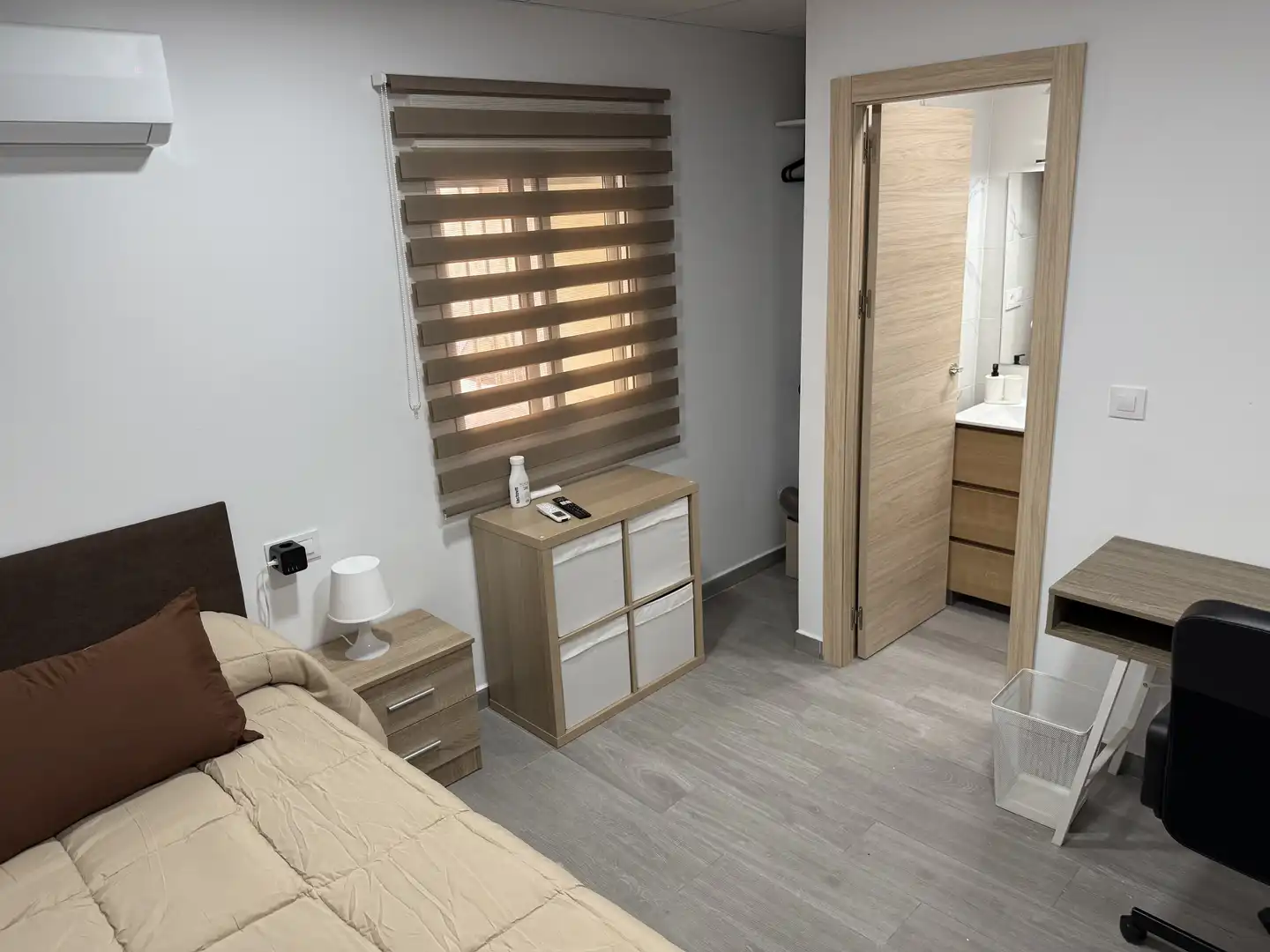 Habitació a Calle Sierra de Carrascoy, 20, La Ñora Dormitori de Planta baixa per a compartir en Murcia amb Aire condicionat, Calefacció i Moblat