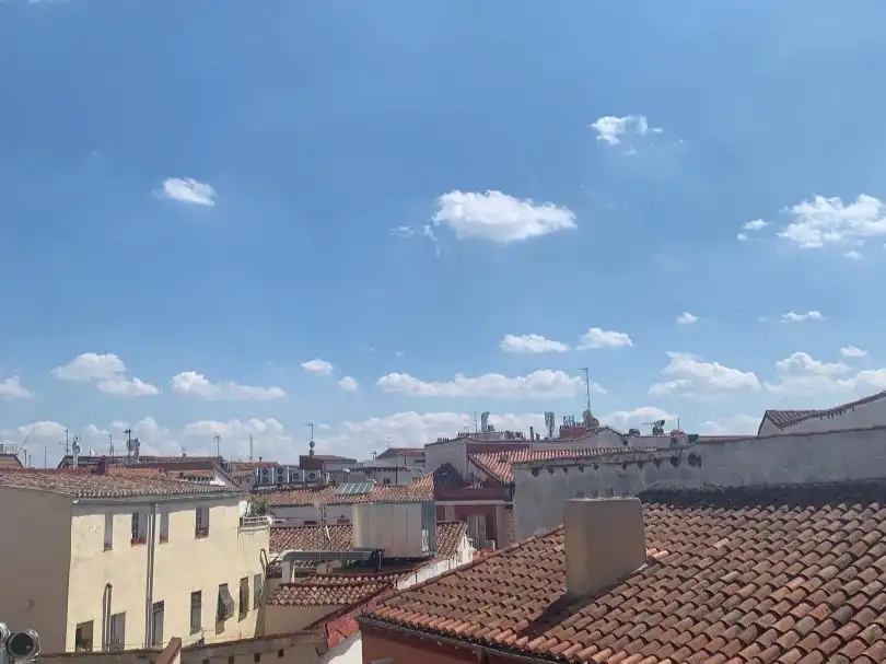Außenansicht von Dachboden zur Miete in  Madrid Capital mit Klimaanlage