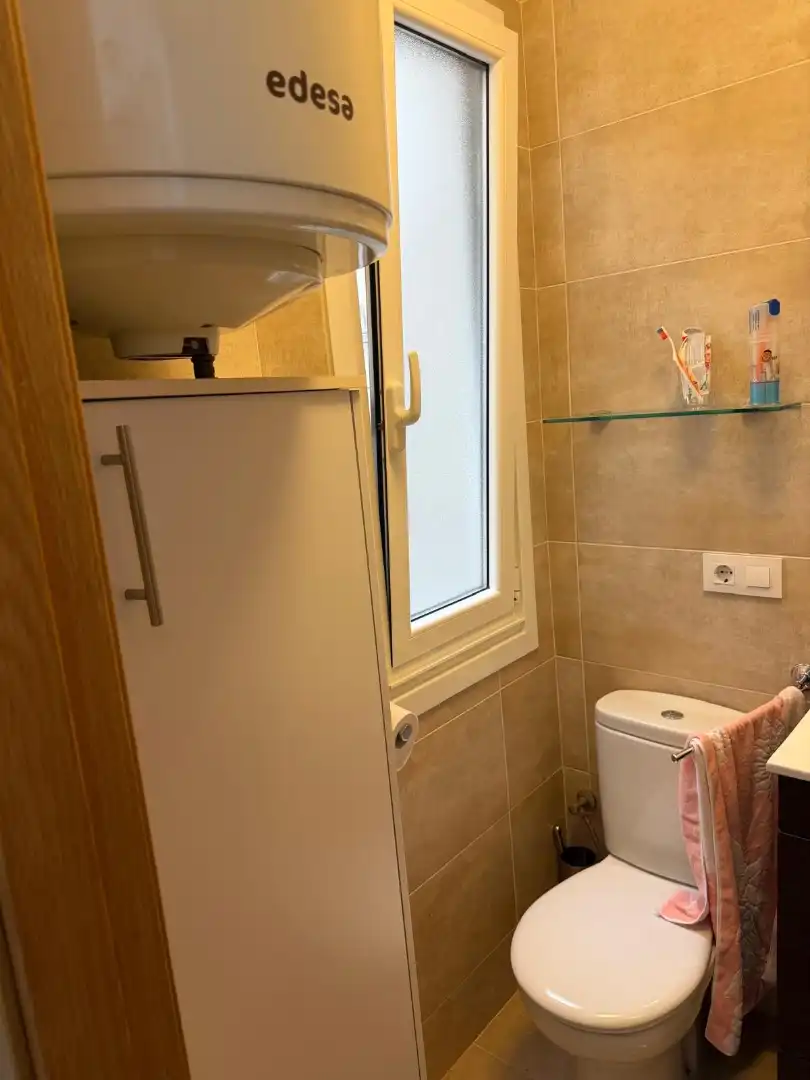 Pis en venda a Rúa San Isidoro, 57, Sagrada Familia Bany de Pis en venda en A Coruña Capital amb Parquet, Moblat i Forn