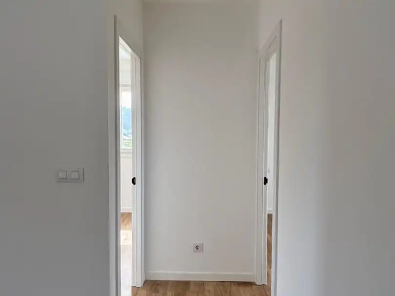 Flat for rent in Camiño do Concello, 33, Valadares - Beade Flat for rent in Camiño do Concello, 33, Valadares - Beade