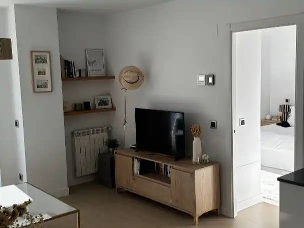 Flat for rent in Calle de María Reiche, 16, Valdebebas - Valdefuentes Living room of Flat for rent in Madrid with Air Conditioner, Heating and Storage room