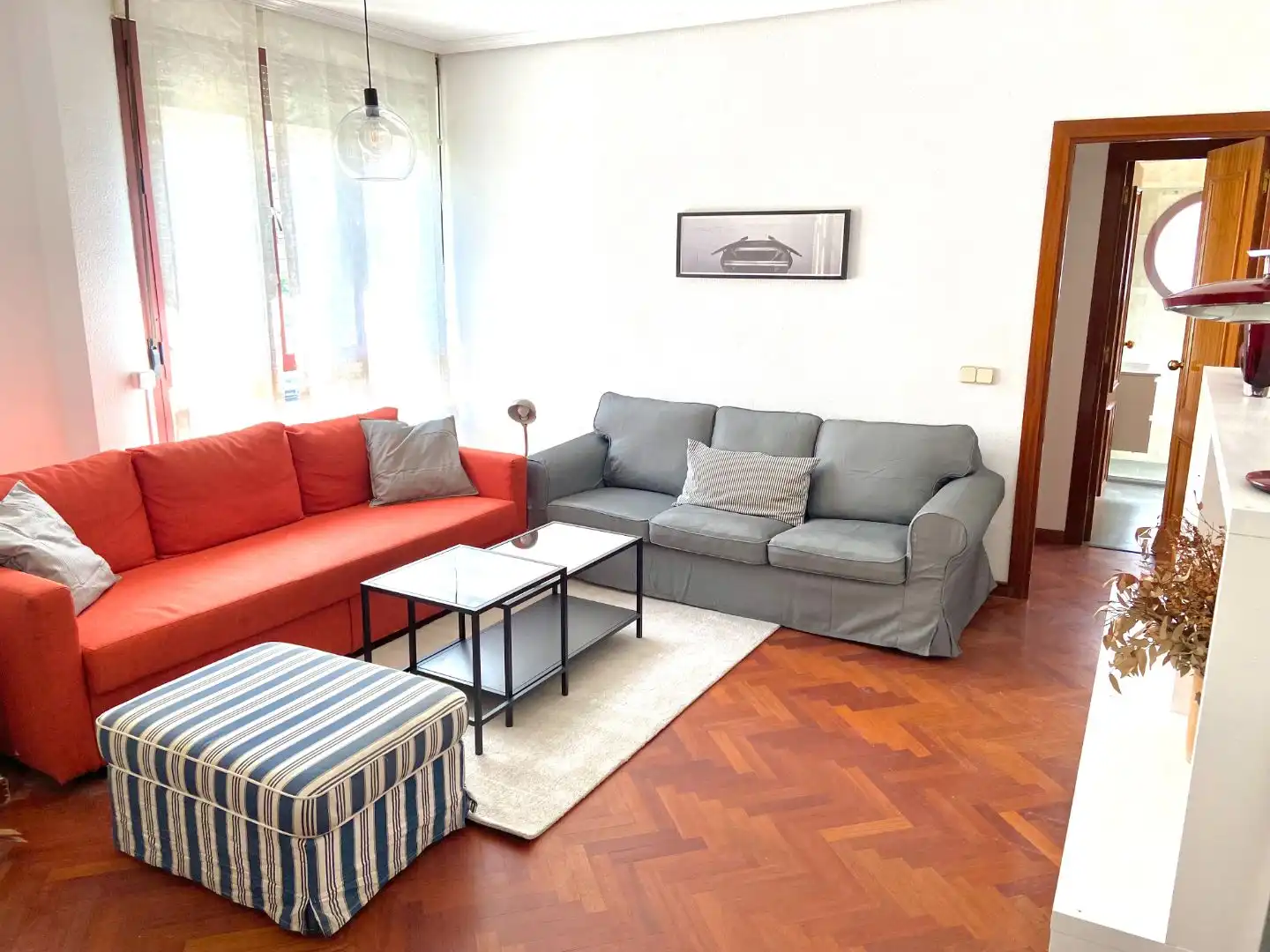 Flat for rent in Calle de la Dulzaina, 3, Costillares Living room of Flat for rent in Madrid with Heating, Parquet flooring and Swimming Pool