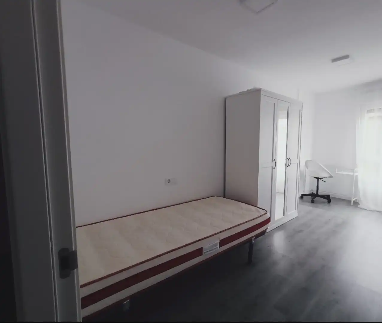 Flat for rent in Avenida da Milagrosa, 4, Carballo Bedroom of Flat for rent in Carballo with Heating, Furnished and Oven