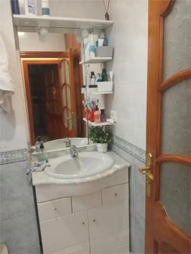 Piso de alquiler en La Feria Baño de Piso de alquiler en Las Palmas de Gran Canaria con Amueblado