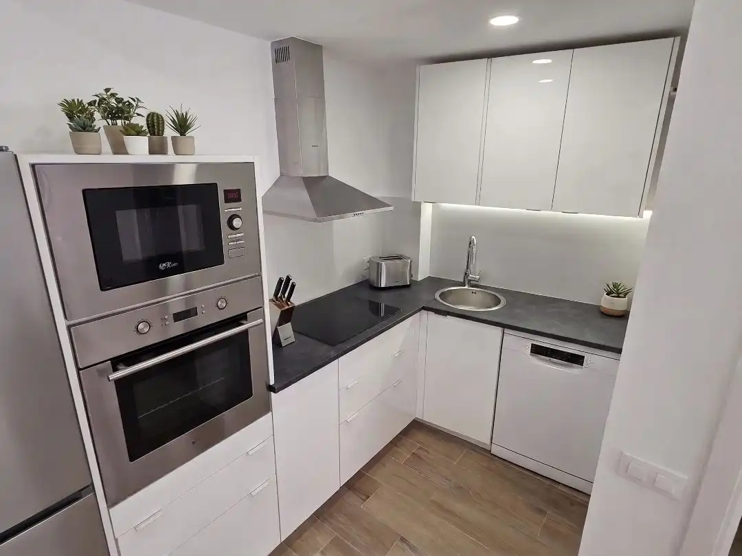 Wohnung zum Verkauf in Carrer de Vidal I Guasch, 97, Les Roquetes Küche von Wohnung zum Verkauf in Barcelona Capital mit Klimaanlage
