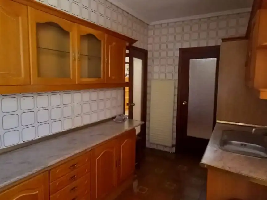 Piso en venta en Calle Cervantes, 75, Calzada de Calatrava Cocina de Piso en venta en Calzada de Calatrava con Calefacción y Amueblado