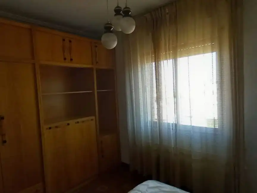 Piso en venta en Calle Cervantes, 75, Calzada de Calatrava Habitación de Piso en venta en Calzada de Calatrava con Calefacción y Amueblado