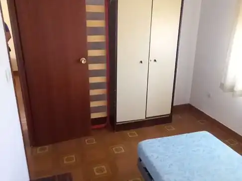 Piso en venta en Calle Cervantes, 75, Calzada de Calatrava Habitación de Piso en venta en Calzada de Calatrava con Calefacción y Amueblado
