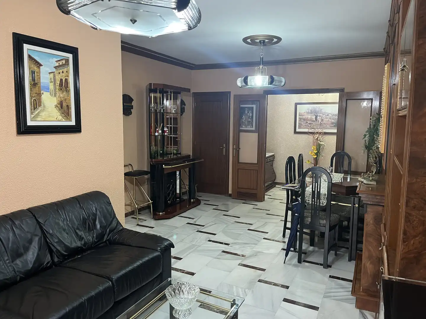 Pis en venda a Calle José María Pemán, 1, Vista Alegre - Parque Cruz Conde Sala d'estar de Pis en venda en Córdoba Capital amb Piscina i Balcó