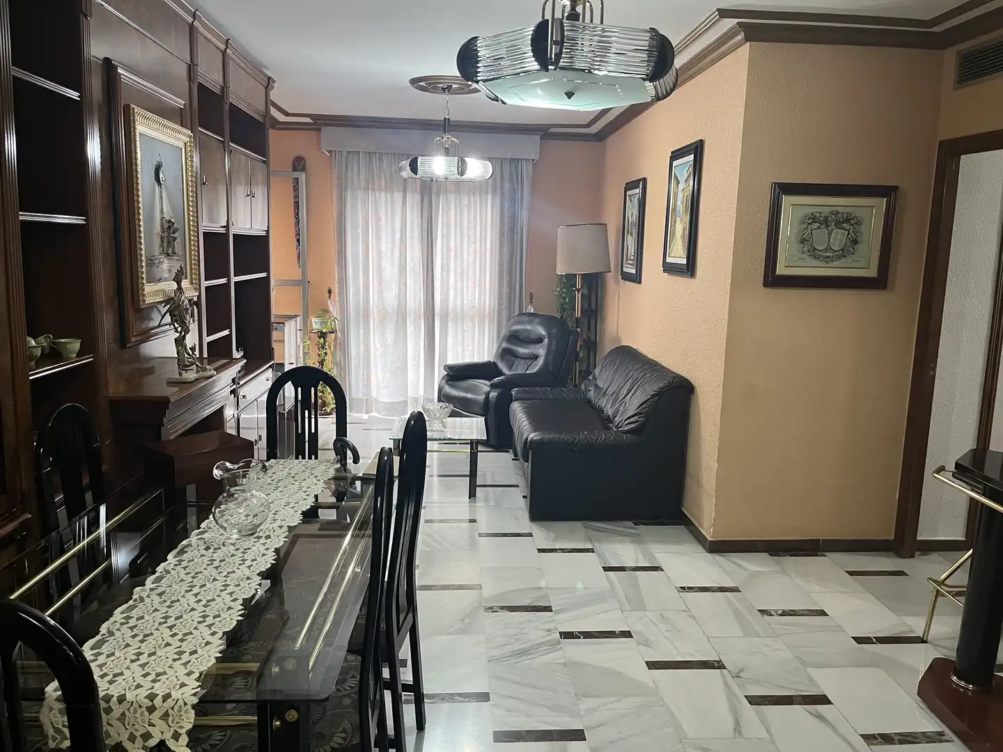 Pis en venda a Calle José María Pemán, 1, Vista Alegre - Parque Cruz Conde Sala d'estar de Pis en venda en Córdoba Capital amb Piscina i Balcó