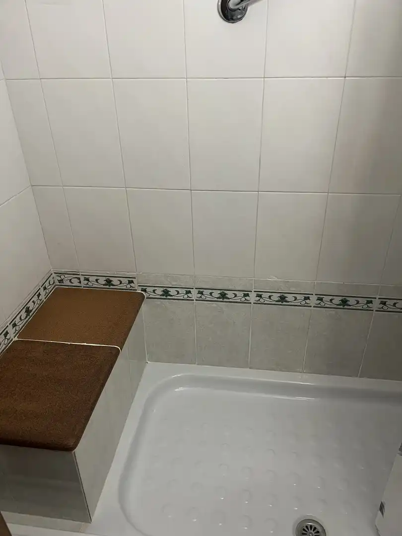 Pis en venda a Calle José María Pemán, 1, Vista Alegre - Parque Cruz Conde Bany de Pis en venda en Córdoba Capital amb Piscina i Balcó