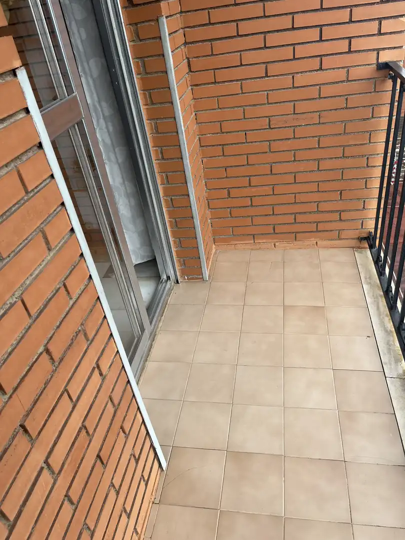 Pis en venda a Calle José María Pemán, 1, Vista Alegre - Parque Cruz Conde Terrassa de Pis en venda en Córdoba Capital amb Piscina i Balcó