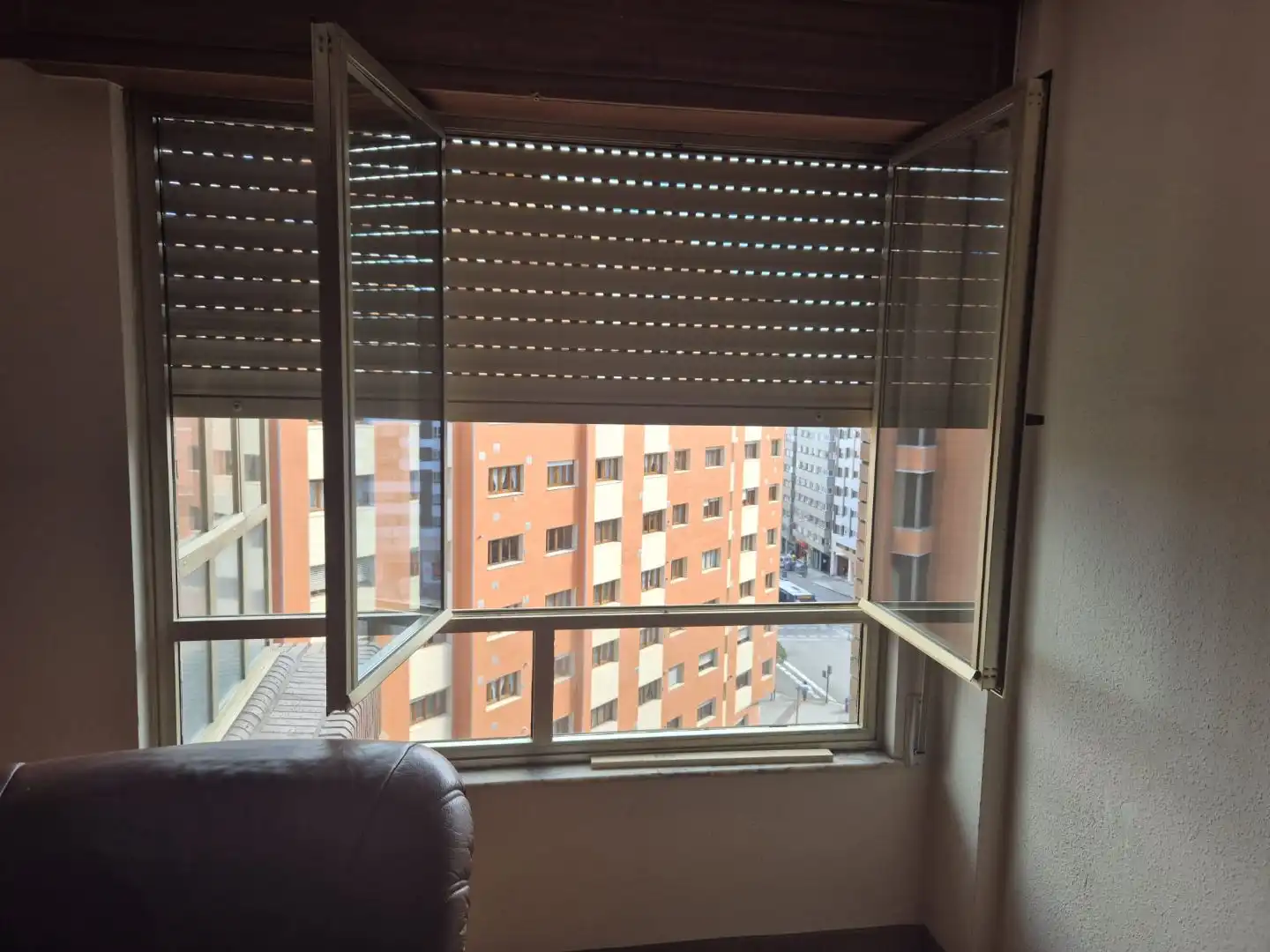 Flat for sale in Avenida San Agustín, 16, El Carbayedo - El Quirinal Balcony of Flat for sale in Avilés with Heating, Private garden and Parquet flooring