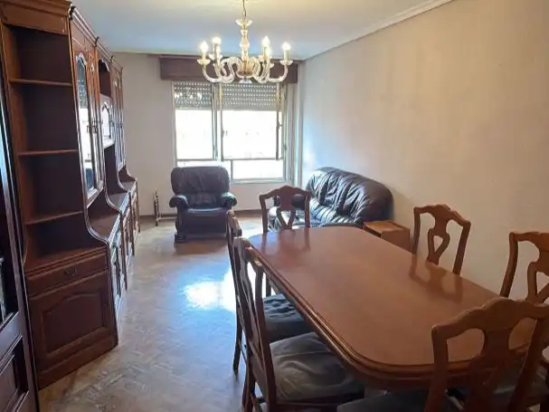 Flat for sale in Avenida San Agustín, 16, El Carbayedo - El Quirinal Dining room of Flat for sale in Avilés with Heating, Private garden and Parquet flooring