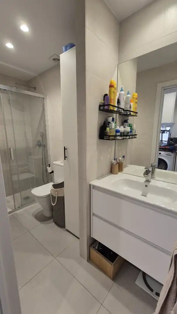 Bathroom of Study for sale in Madrid  with Air Conditioner, Heating and Parquet flooring