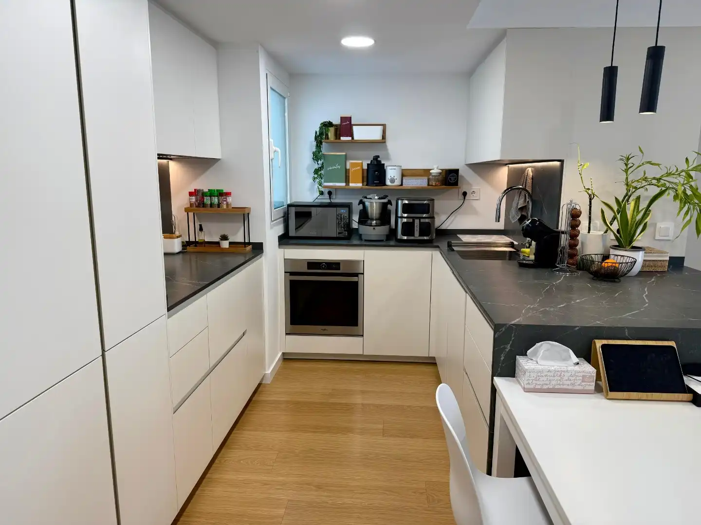 Wohnung zum Verkauf in Carrer del Cuirassat, 2, El Calvari Küche von Wohnung zum Verkauf in Valencia Capital mit Klimaanlage, Terrasse und Balkon