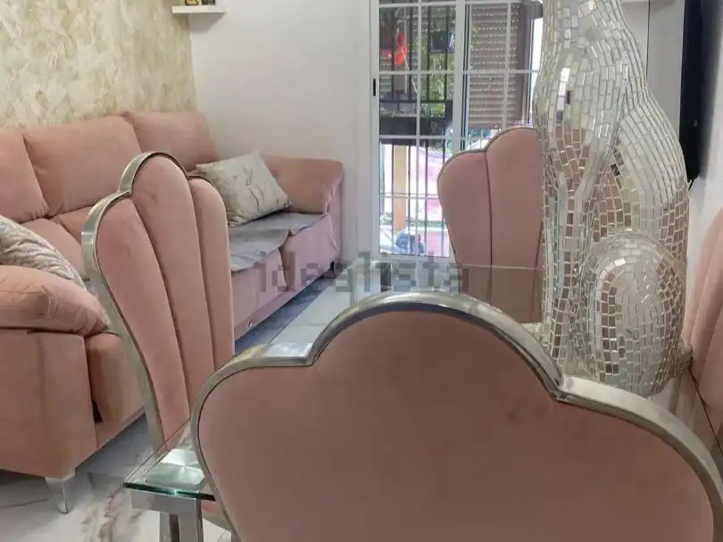 Piso en venta en Calle Juan de Ledesma, El Cerro Comedor de Piso en venta en Sevilla con Aire acondicionado, Amueblado y Balcón