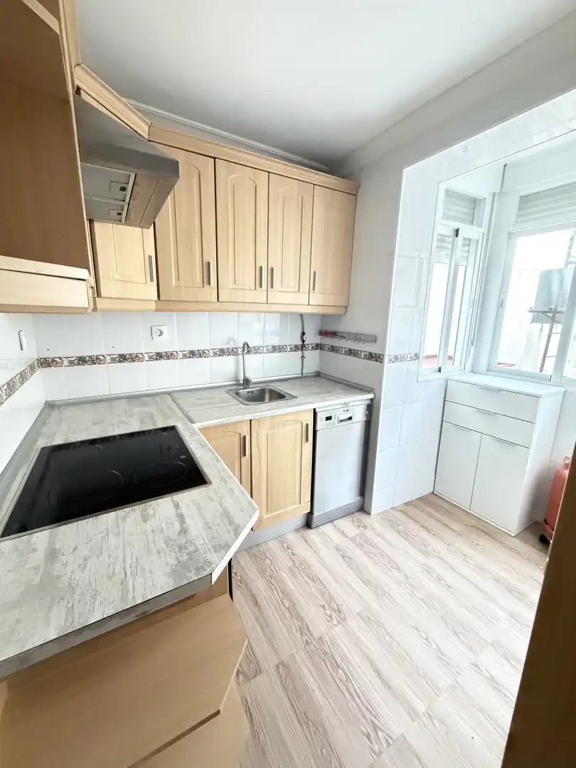 Kitchen of Flat for rent in San Fernando