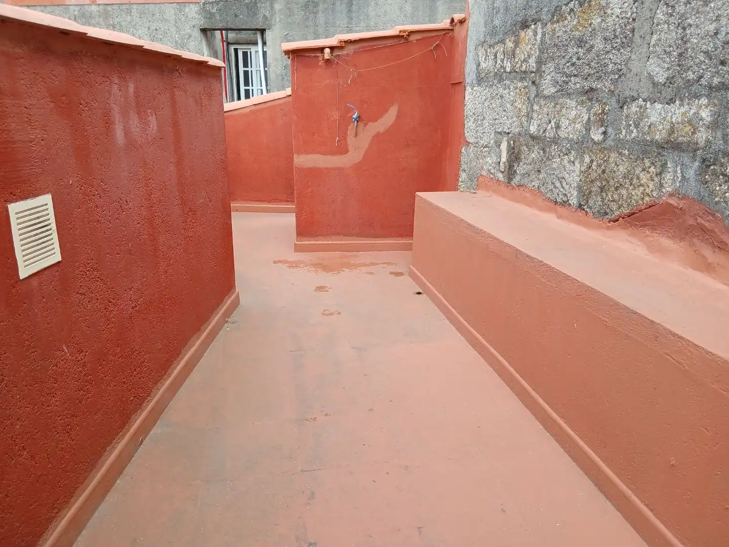 Einfamilien-Reihenhaus zum Verkauf in Rũa Avelino Montero Ríos, 155, Pontevedra Capital Terrasse von Einfamilien-Reihenhaus zum Verkauf in Pontevedra Capital mit Terrasse und Balkon