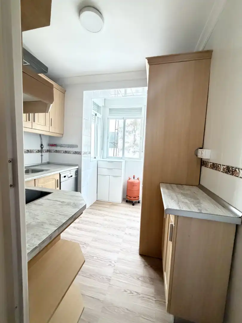 Kitchen of Flat for rent in San Fernando