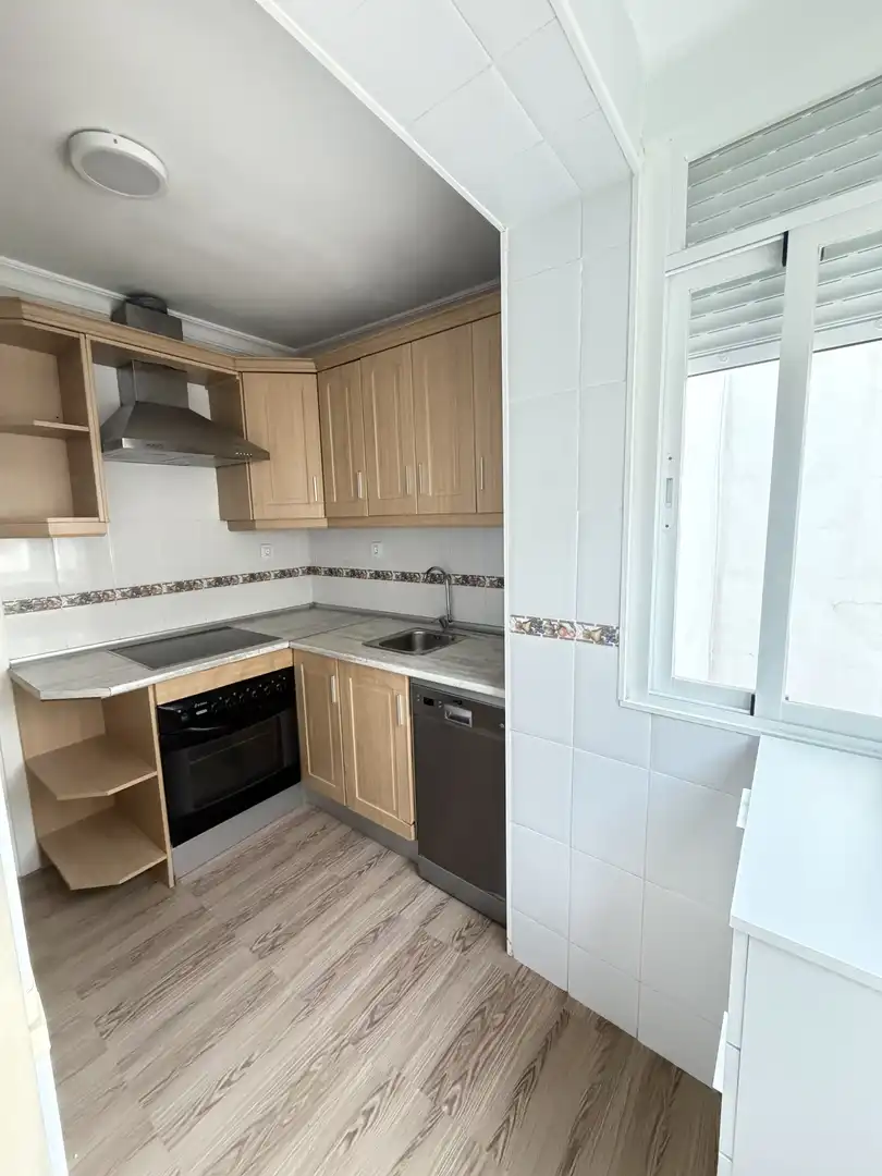 Kitchen of Flat for rent in San Fernando