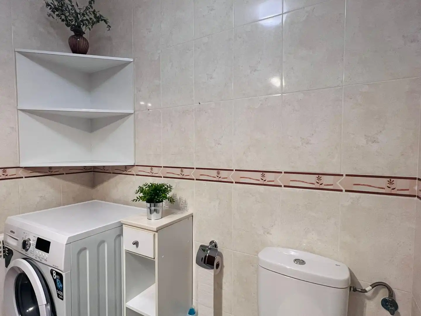 Flat for rent in Costa Nova de Abaixo, 7, Campus Norte - San Caetano Bathroom of Flat for rent in Santiago de Compostela with Heating, Storage room and Furnished