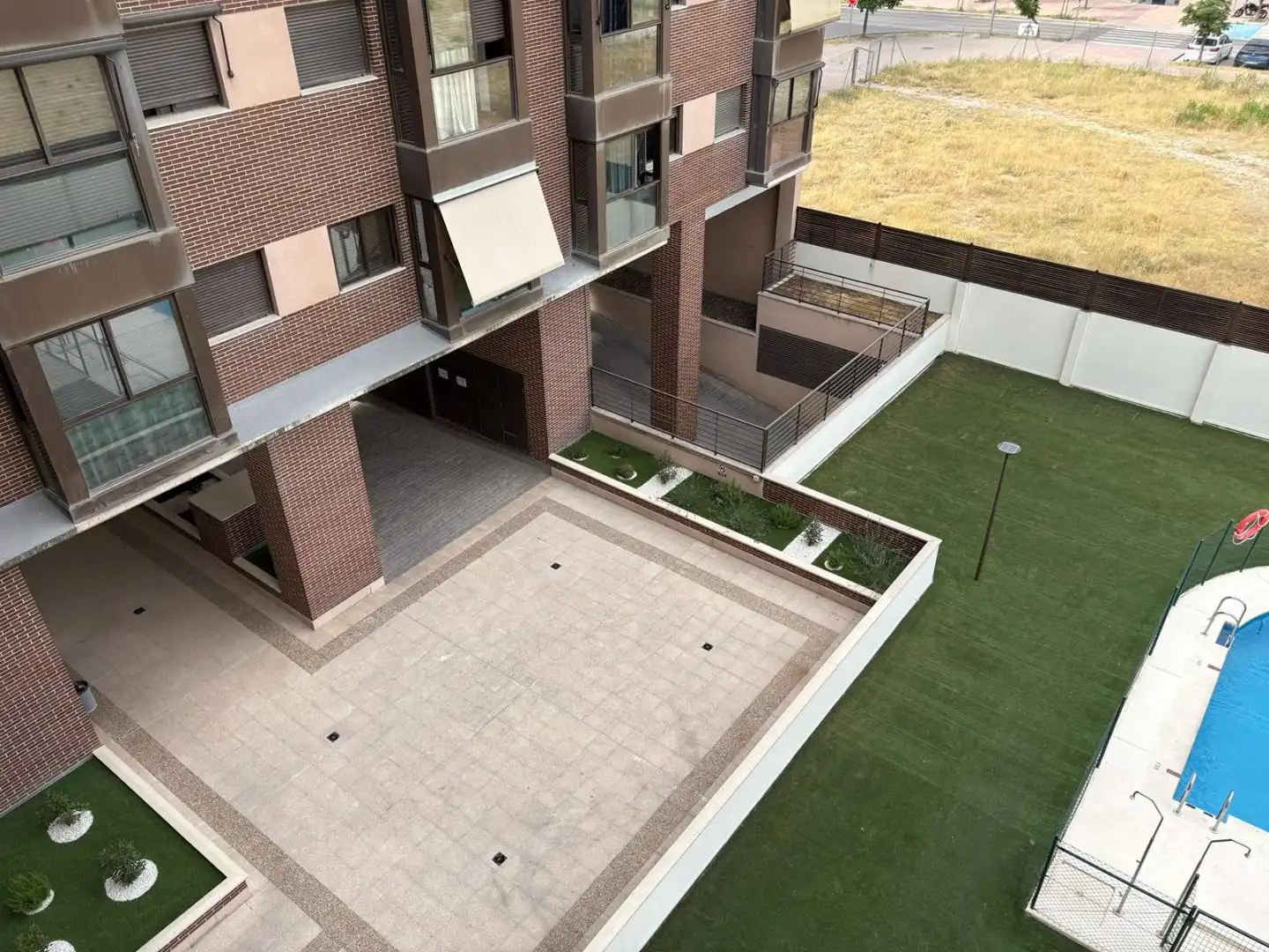Flat for rent in Calle Moratilla de Henares, 11, Ensanche de Vallecas - La Gavia Terrace of Flat for rent in Madrid with Air Conditioner, Heating and Private garden