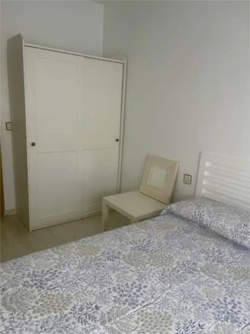 Dormitori de Apartament de lloguer en El Ejido amb Moblat