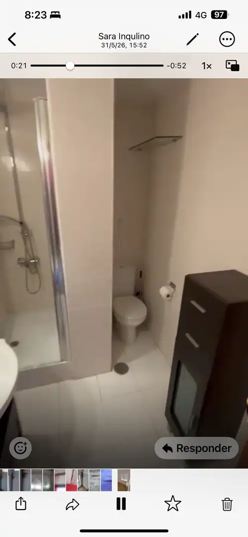 Flat for rent in Calle de Gandía, Adelfas Bathroom of Flat for rent in Madrid with Air Conditioner, Heating and Parquet flooring
