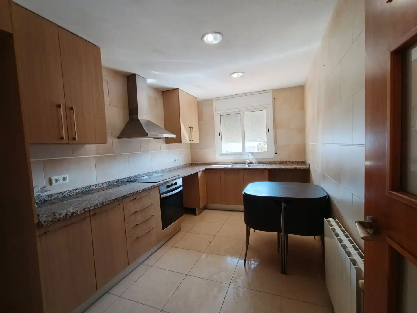 Cocina de Piso en venta en Vidreres con Calefacción y Balcón