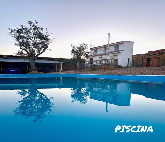 Casa-chalet en Venta en Calle Peña, 18 en Sanzoles