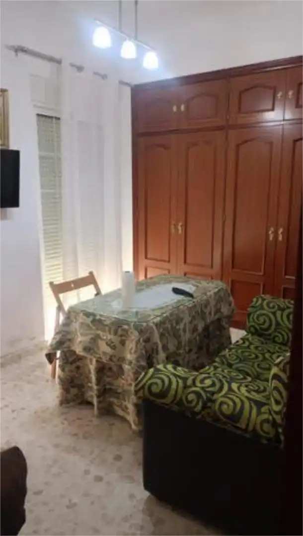 Piso de alquiler en Nuevo Parque - Los Rosales - Tráfico Pesado Habitación de Piso de alquiler en Huelva
