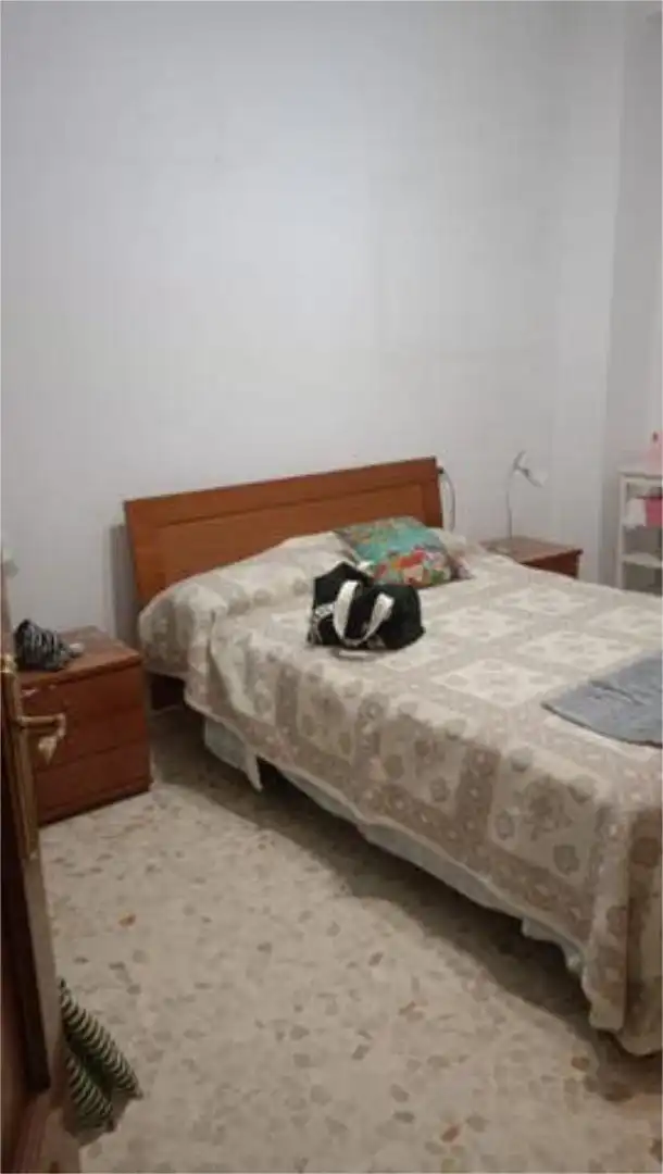 Piso de alquiler en Nuevo Parque - Los Rosales - Tráfico Pesado Habitación de Piso de alquiler en Huelva