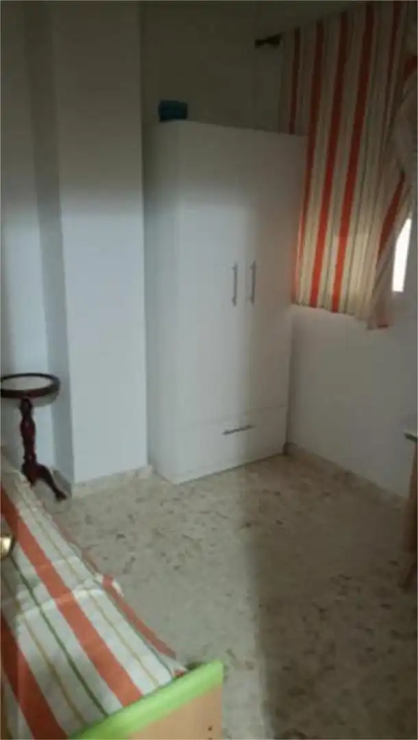 Piso de alquiler en Nuevo Parque - Los Rosales - Tráfico Pesado Habitación de Piso de alquiler en Huelva
