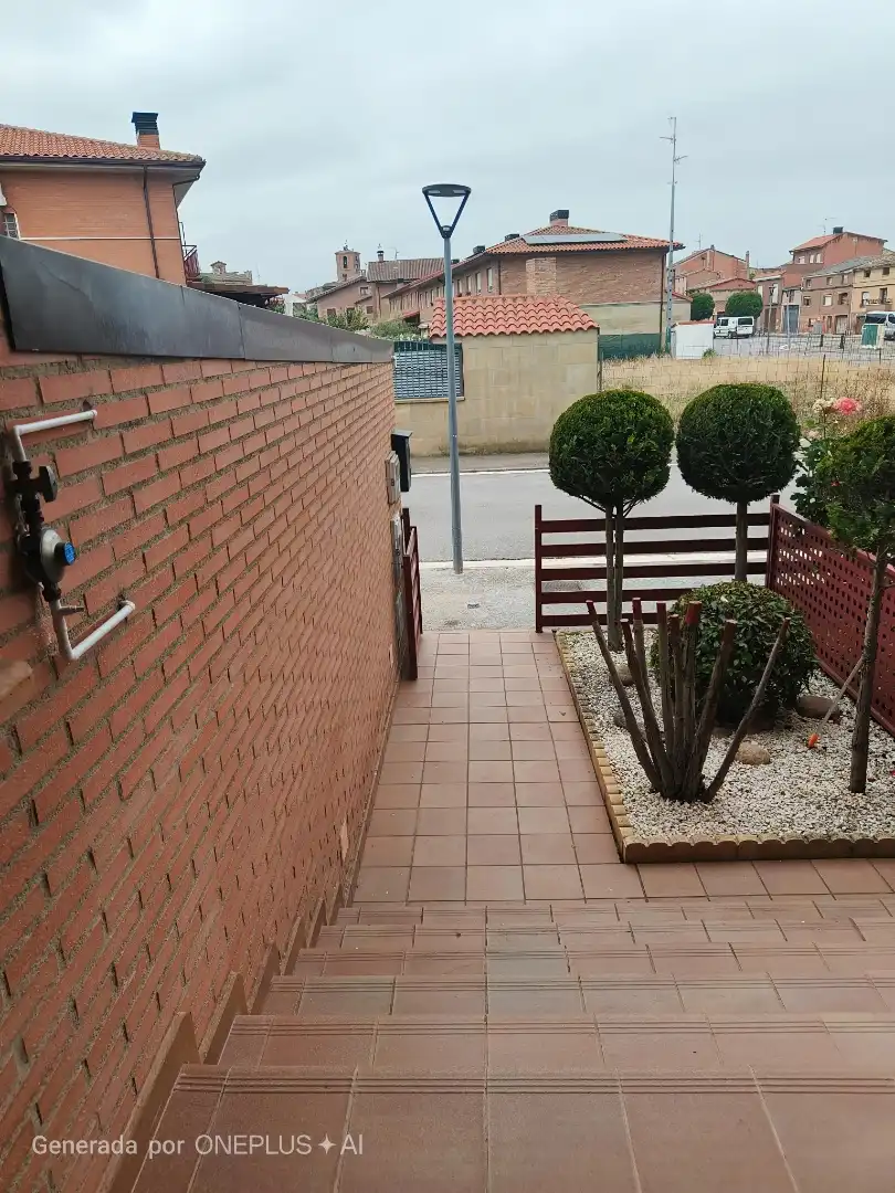 Casa o chalet en venta en Calle San José, 58, Alesanco Parking de Casa o chalet en venta en Alesanco con Terraza y Balcón