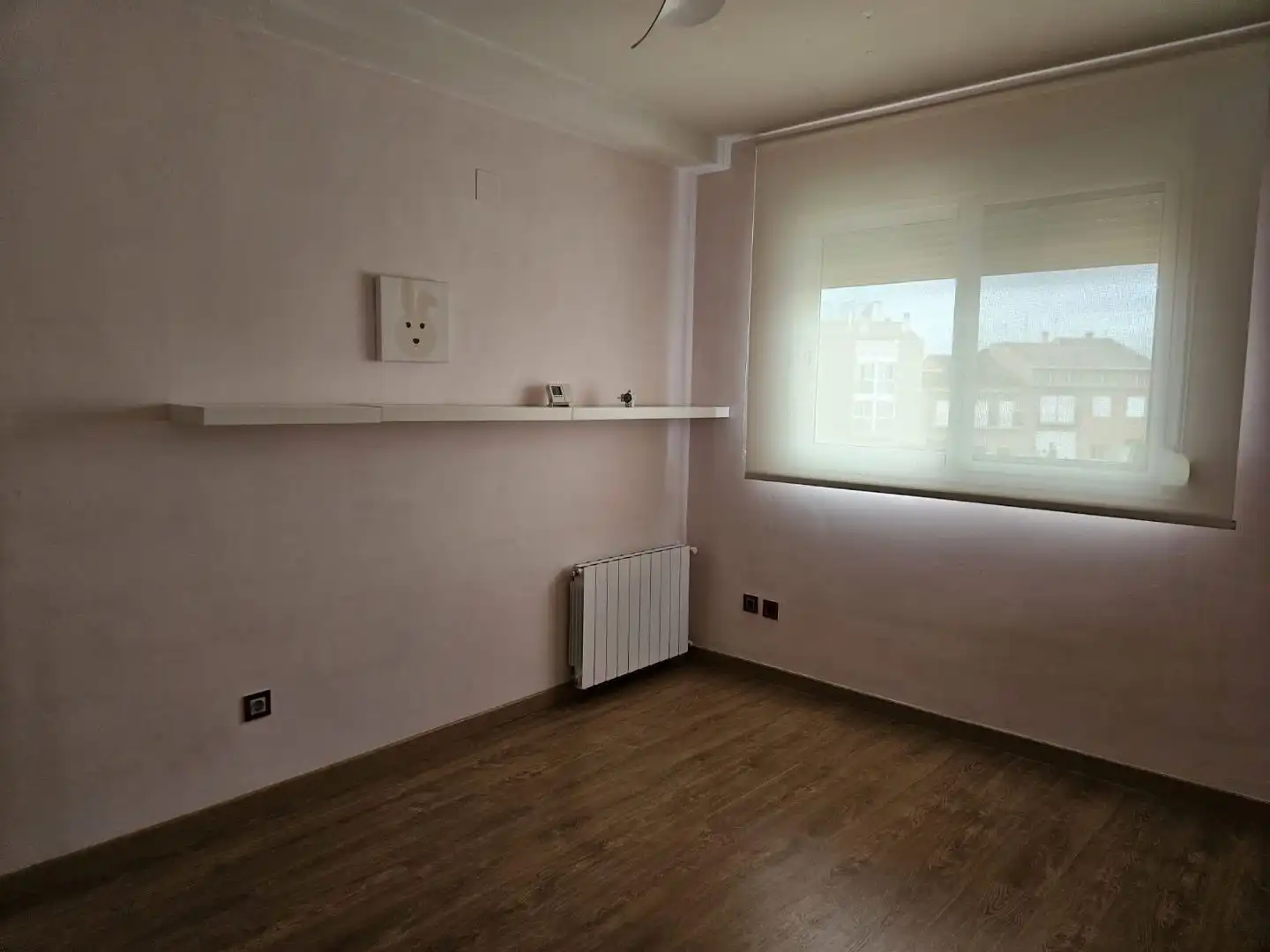 Detached homes for rent in Calle Gertrudis Anglesola, 9, Centro Bedroom of Detached homes for rent in Bétera with Air Conditioner, Heating and Private garden