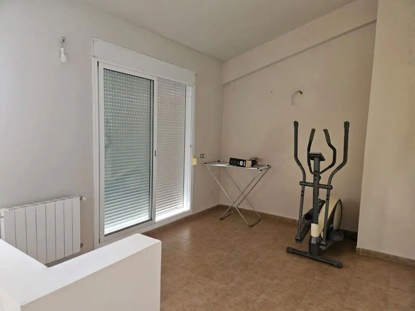 Detached homes for rent in Calle Gertrudis Anglesola, 9, Centro Detached homes for rent in Bétera with Air Conditioner, Heating and Private garden
